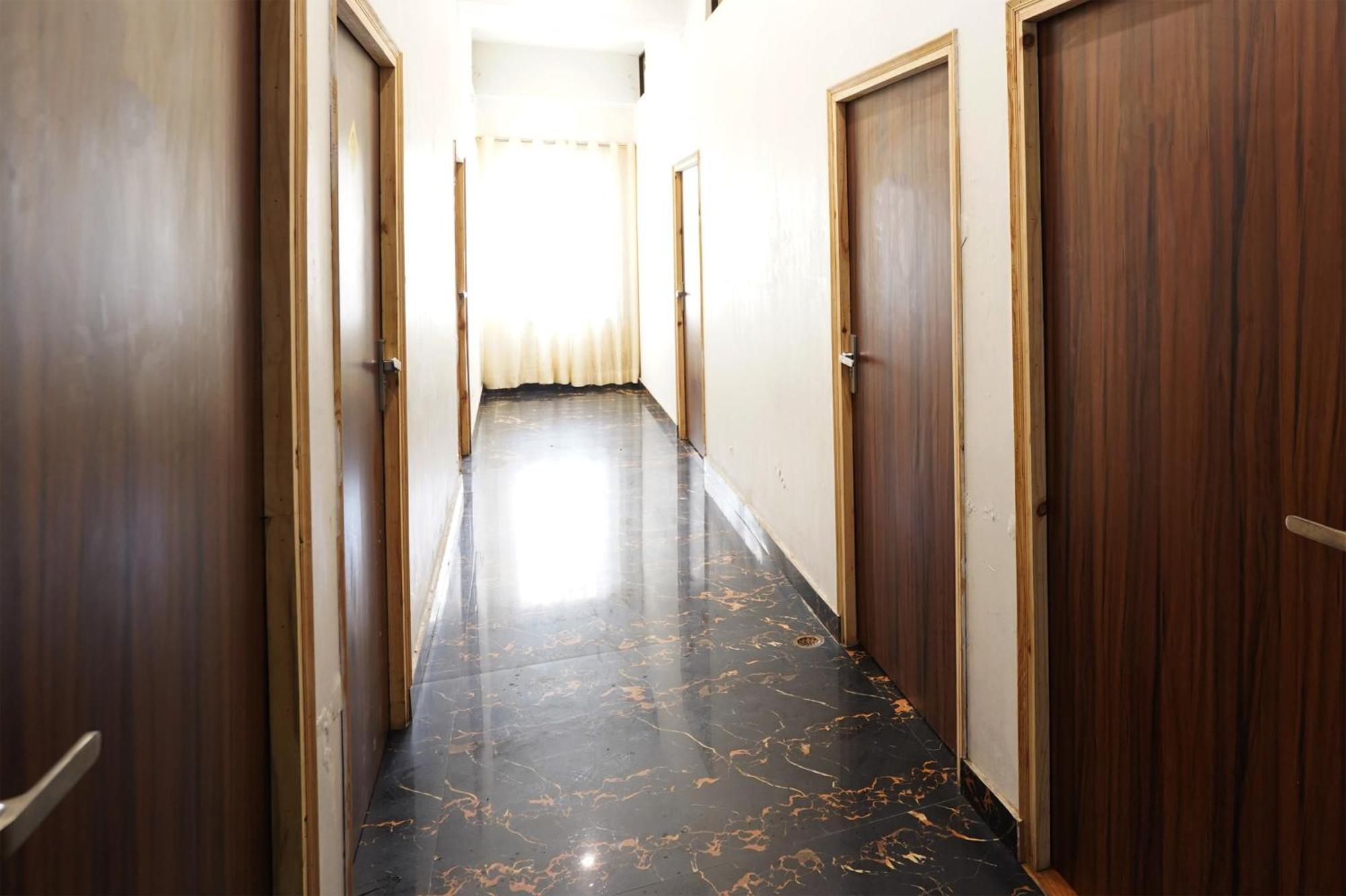 Hotel O R G Farm House Mirát Kültér fotó