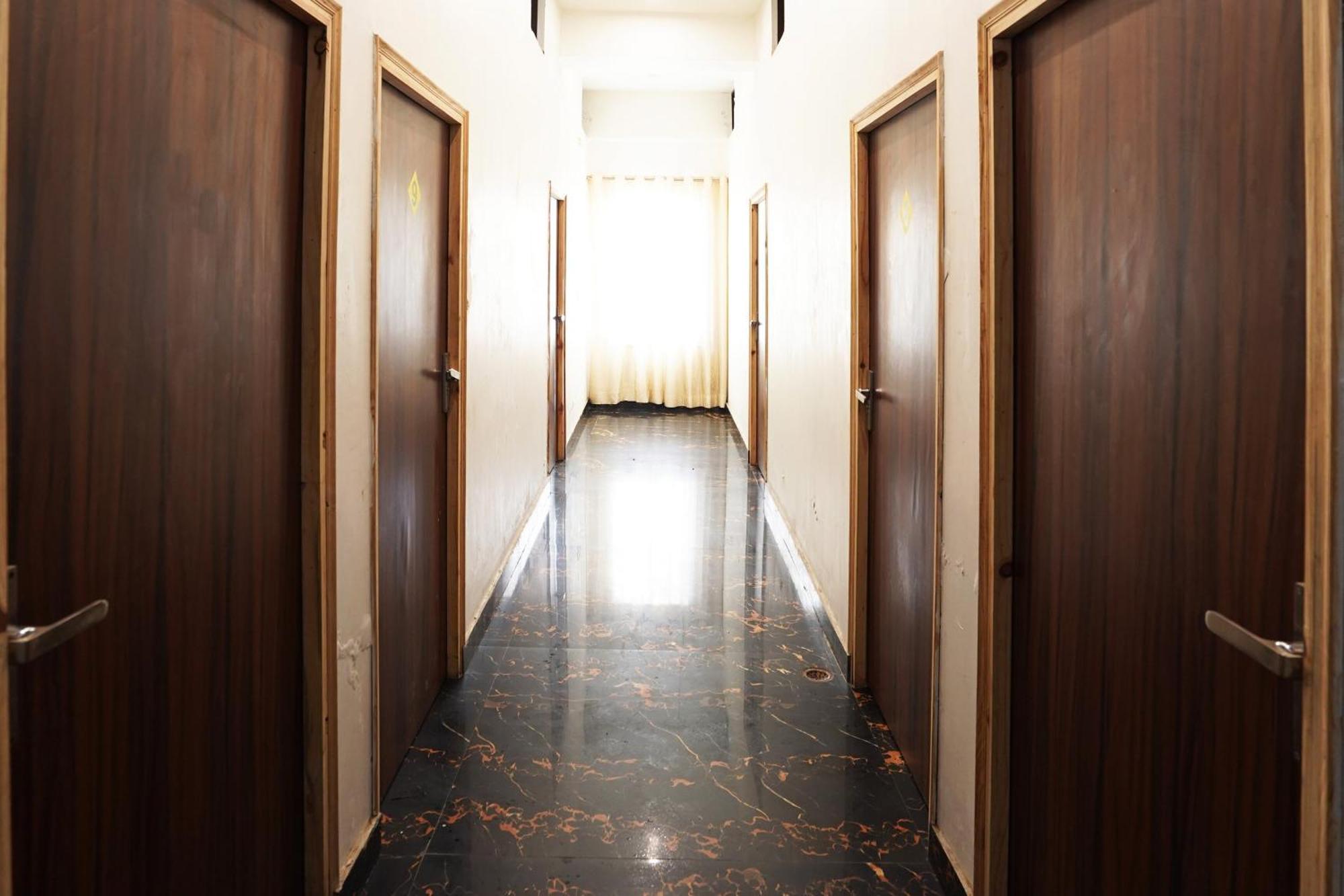 Hotel O R G Farm House Mirát Kültér fotó